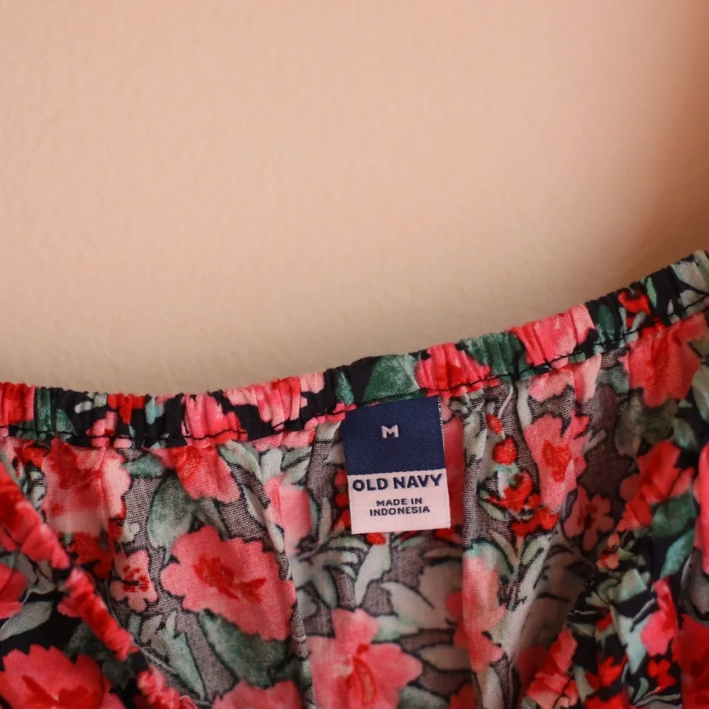 Old Navy Floral Smocked Waist Dress – cottage core - red - M | Easter Dress - Picture 4 of 8